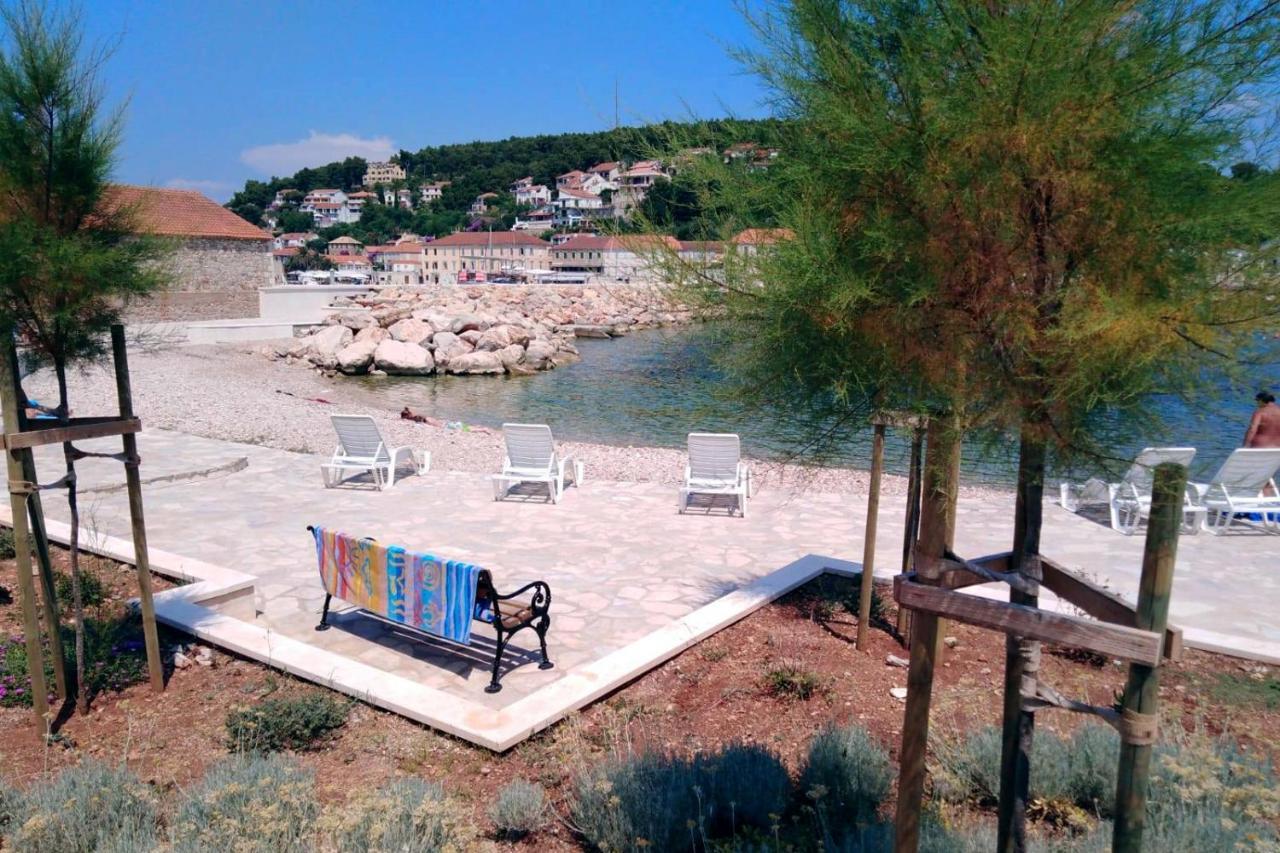 Apartments With A Parking Space Jelsa, Hvar - 8713 Jelsa  Exterior photo